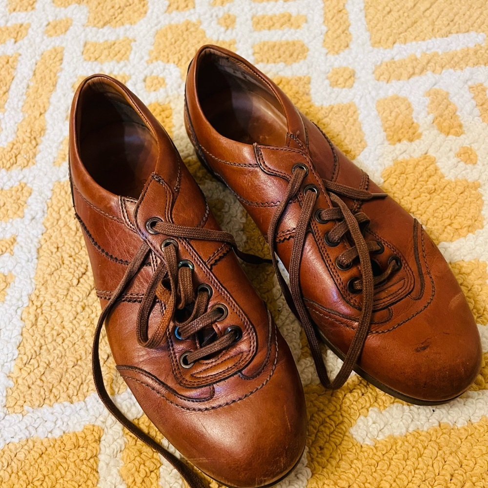 Massimo Dutti Tan Leather Oxfords